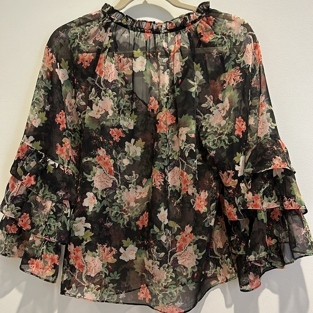 Alice + Olivia Kallie Ruffle-Sleeve Floral Cropped Blouse Size XS - Picture 8 of 8